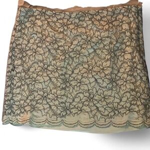 Diane von Furstenberg Cream and Black Lace Skirt - Size 8